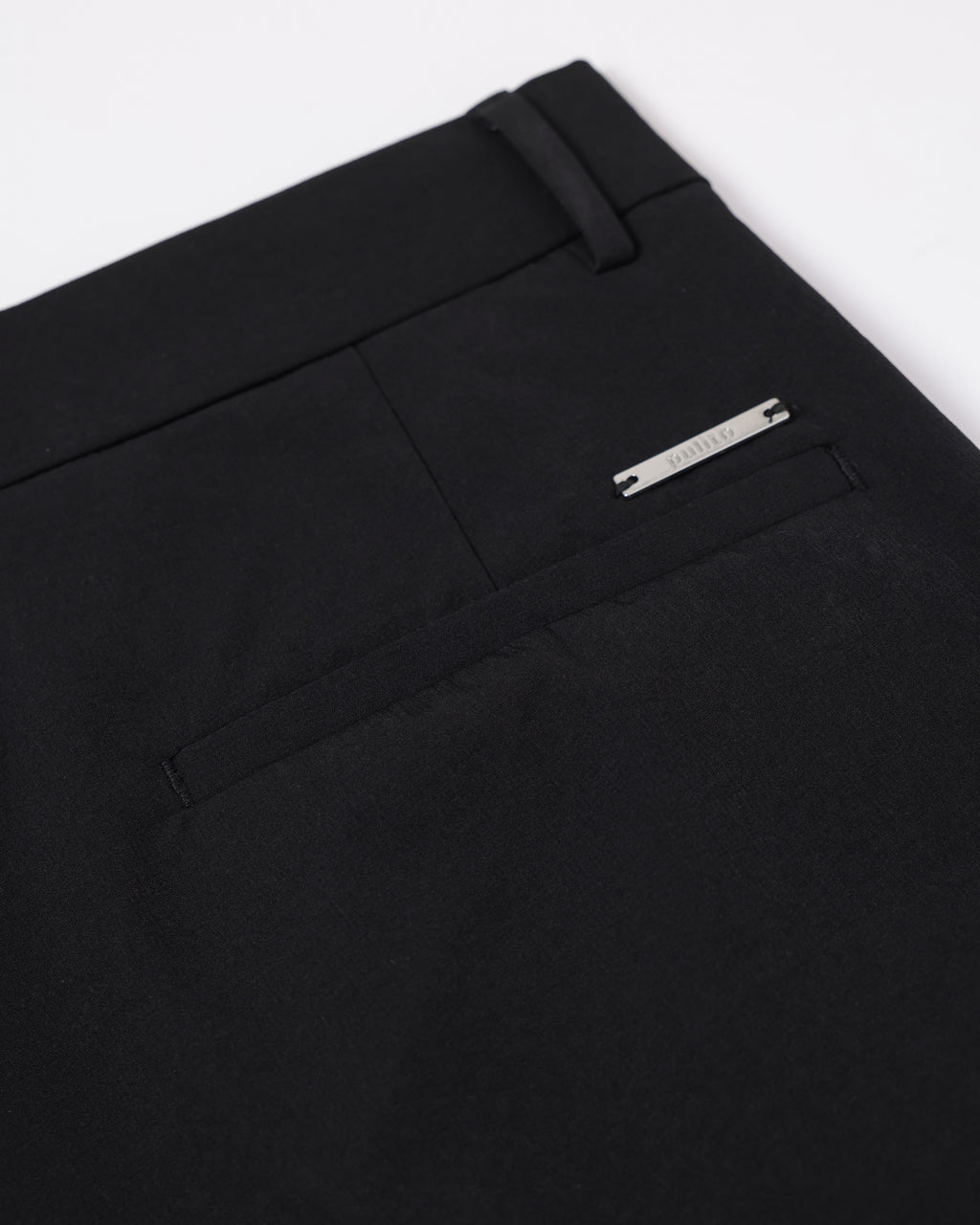 Roberto Trouser